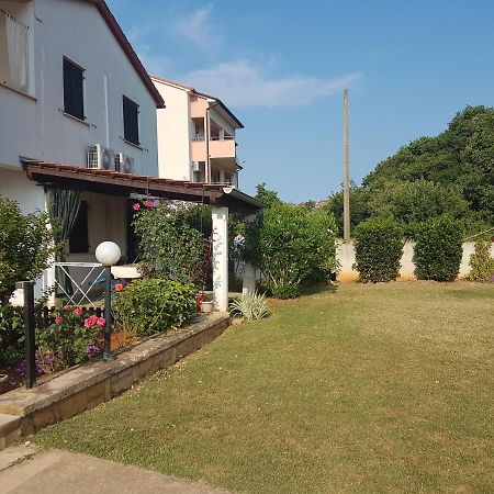 Apartments Stella พูลา ภายนอก รูปภาพ